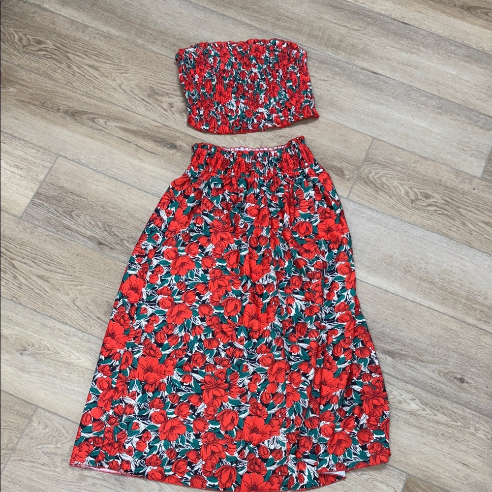 Floral Red and Green Skirt Set